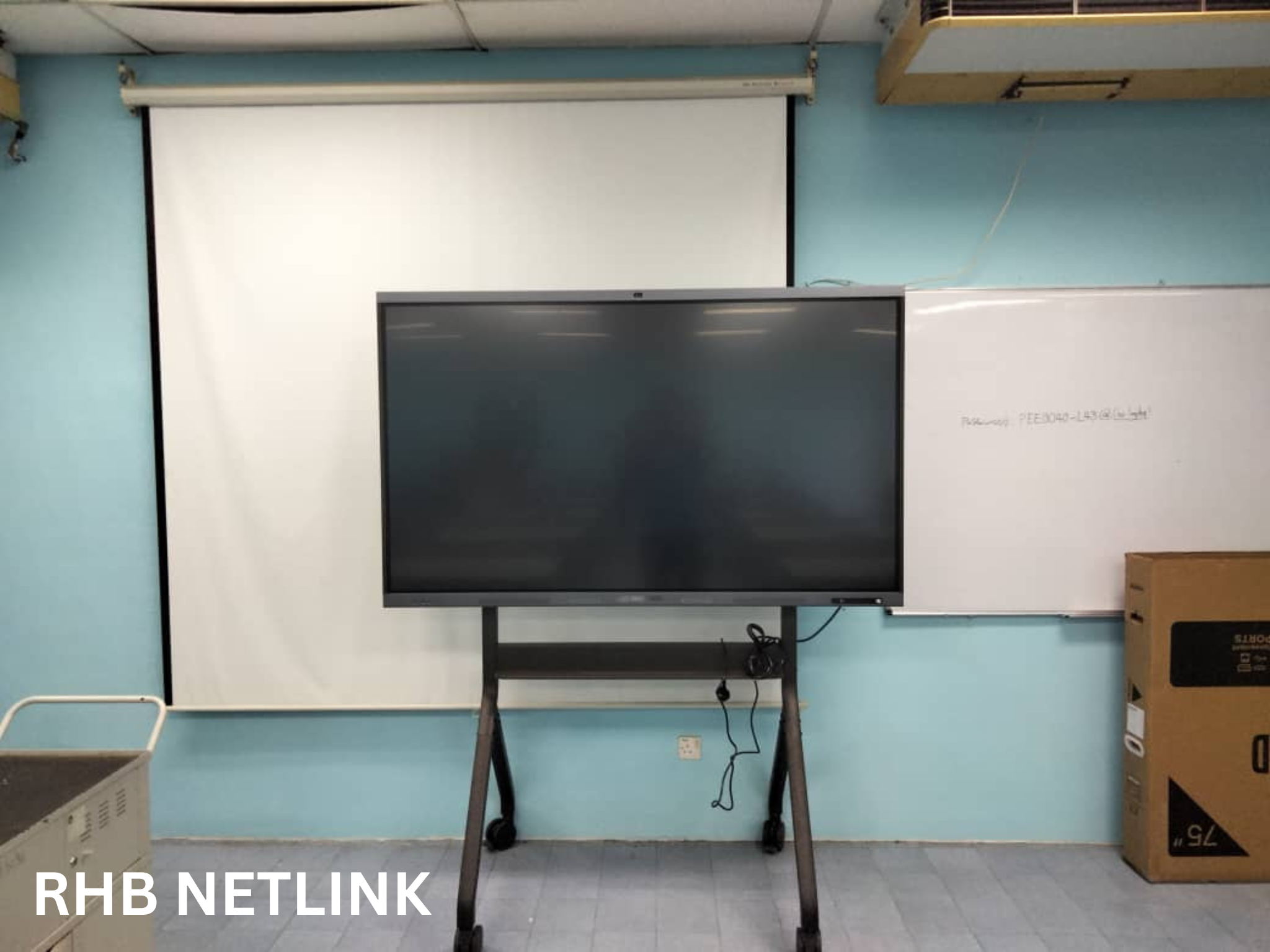 Smart Board 19